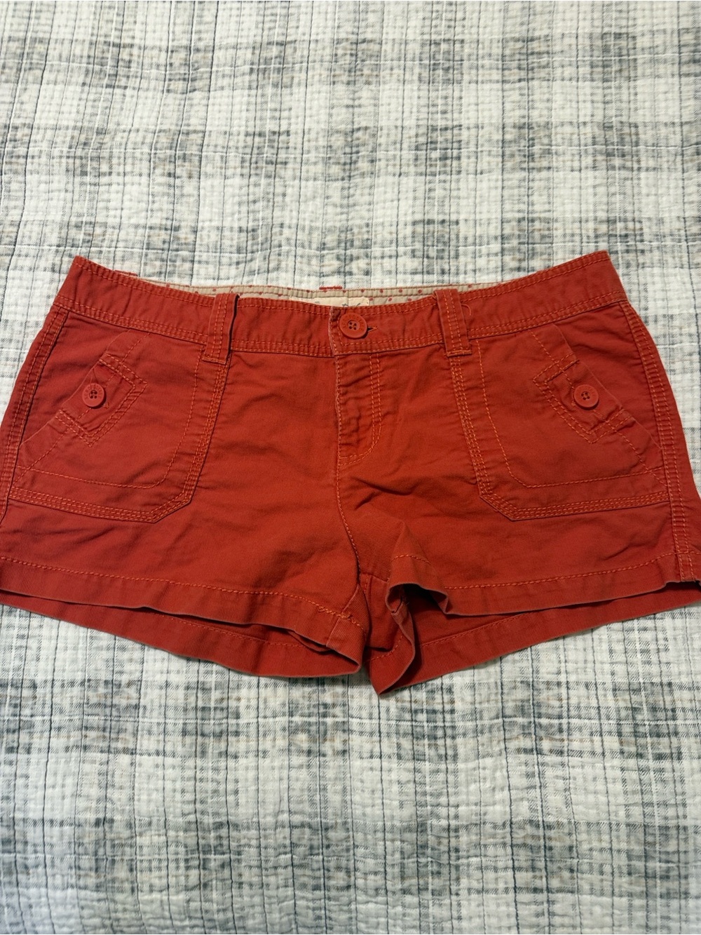 Aeropostale size 11/12 red cargo shorts